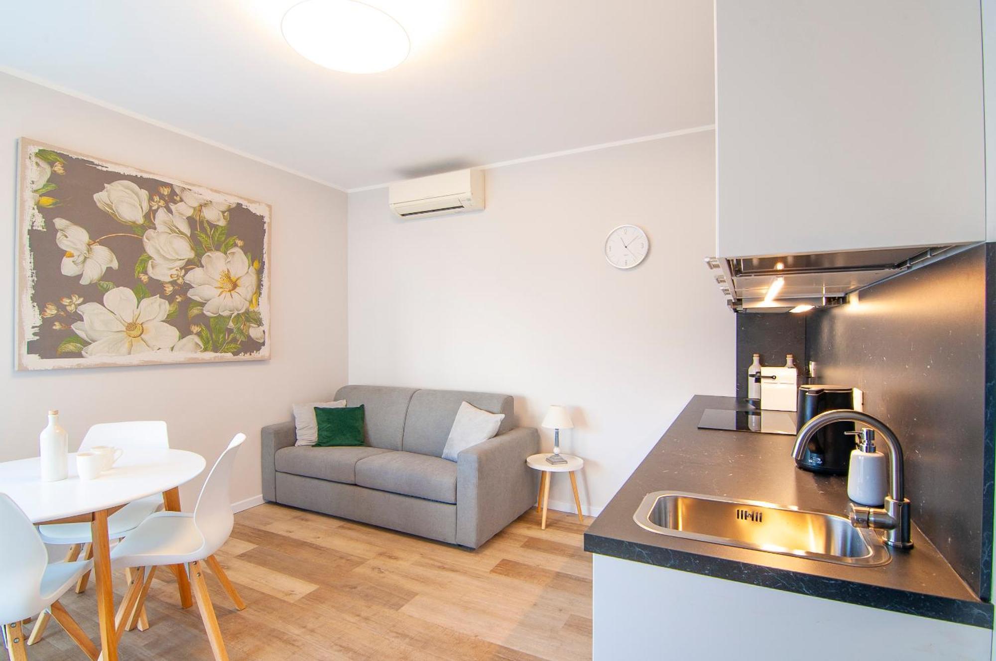 Sangiohouse - Parking & Wifi Apartment Verona Bagian luar foto